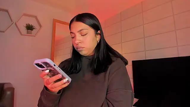 Christine Laam online show from 11/26/25, 12:06