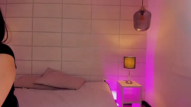 Christine Laam online show from 02/28/26, 02:56