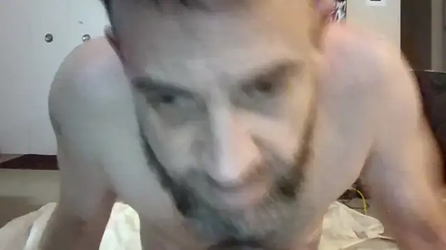 Snapshot of rickydickyskull chatting on 12/20/25, 05:36 rickydickyskull online show from 12/20/25, 05:36