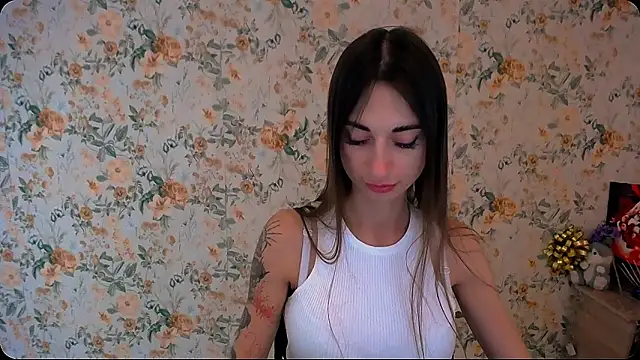 Asia N  online show from 01/05/25, 10:32