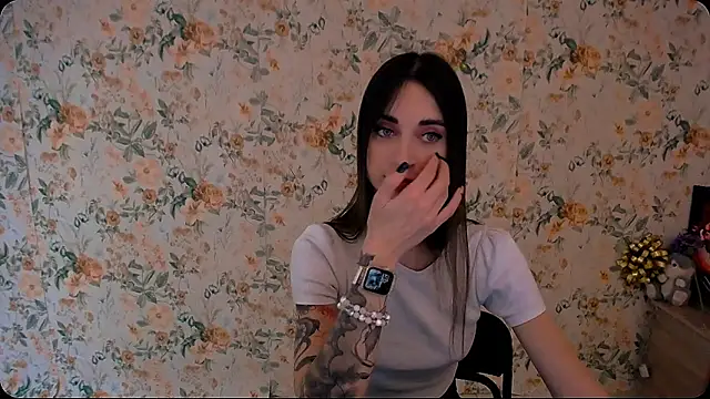 Asia N  online show from 01/08/25, 10:15