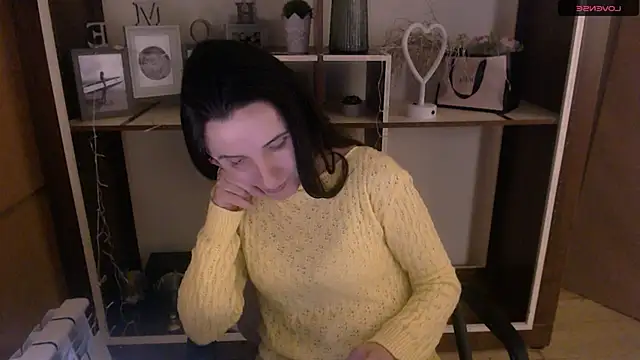 LaimaV  online show from 12/09/24, 05:19