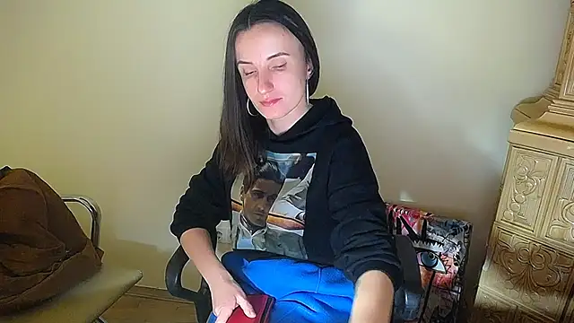 LaimaV  online show from 12/10/24, 02:28