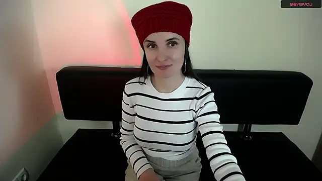 LaimaV  online show from 02/01/26, 05:00