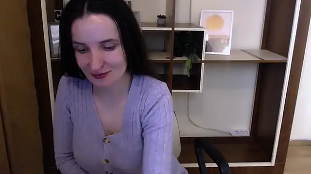 Snapshot of LaimaV_ chatting on 04/22/26, 09:27 LaimaV online show from 04/22/26, 09:27