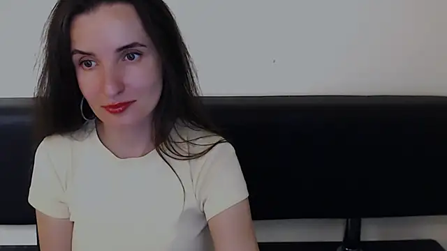 Snapshot of LaimaV_ chatting on 05/31/26, 06:09 LaimaV online show from 05/31/26, 06:09