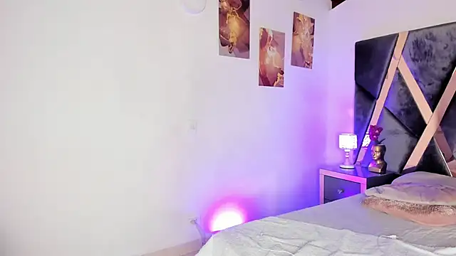 Milan ebony online show from 02/28/26, 01:01