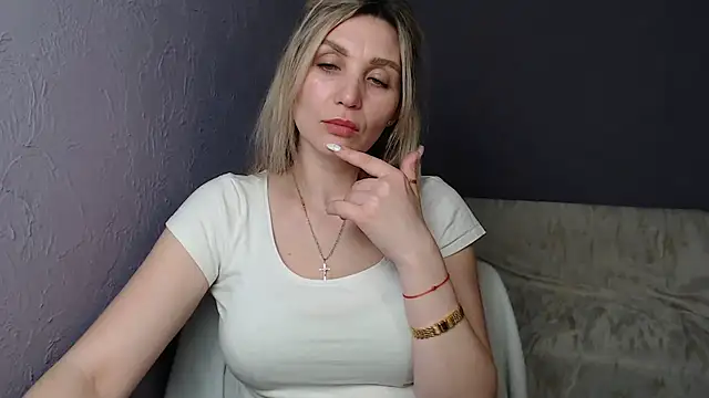  sexy lady online show from 02/25/25, 08:19