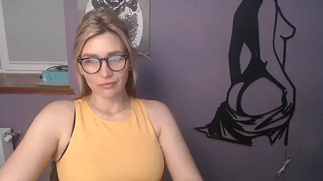  sexy lady online show from 05/28/26, 12:13