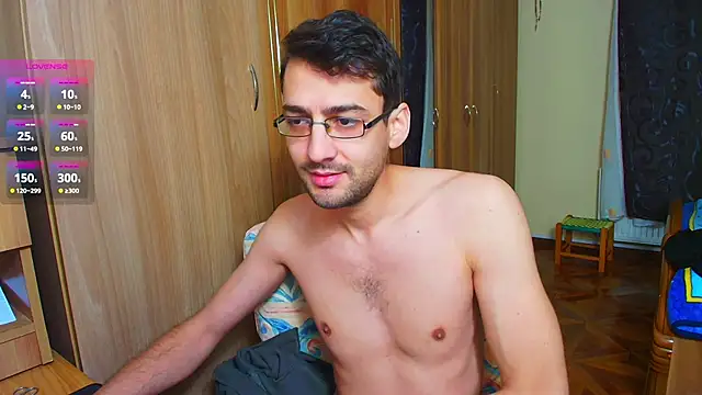 Snapshot of HungEddy chatting on 01/08/25, 06:09 HungEddy online show from 01/08/25, 06:09