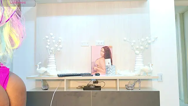 SabrinaAlcantara1 online show from 02/27/26, 08:53