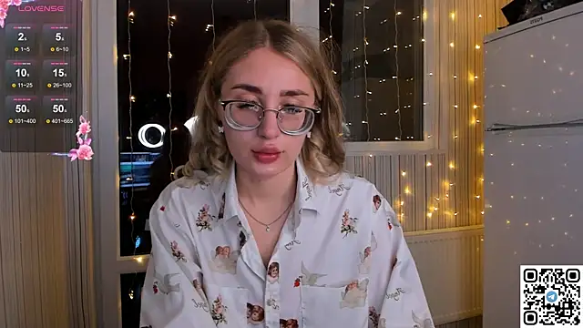 LivyyBossom online show from 01/07/25, 08:31