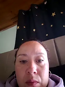 RenataSexy  online show from 05/15/26, 04:25