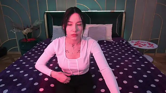 NikkiGoldSide online show from 03/17/25, 01:50