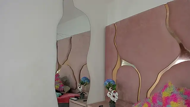 Sofia-candyht online show from 02/24/26, 08:40