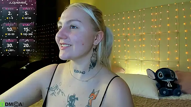 Snapshot of Debbie_Taylor chatting on 05/14/26, 05:20 Debbie Taylor online show from 05/14/26, 05:20