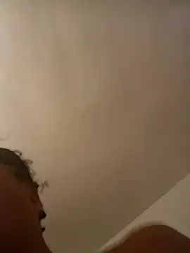 Snapshot of miamiworld chatting on 03/18/25, 12:05 miamiworld online show from 03/18/25, 12:05