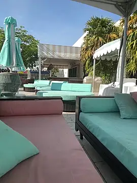 Snapshot of miamiworld chatting on 05/11/26, 09:23 miamiworld online show from 05/11/26, 09:23