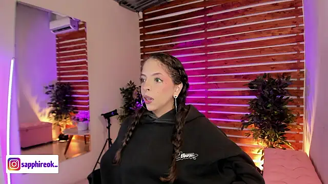 Sapphire Venuss online show from 01/09/26, 02:03