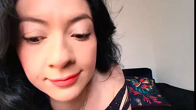 miabeautyxx online show from 03/10/26, 02:11