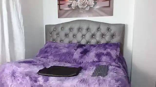 lily f00x online show from 02/11/25, 12:48