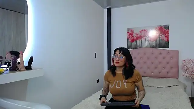 lily f00x online show from 09/24/25, 07:50
