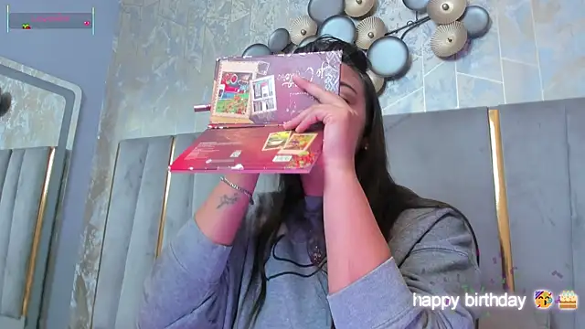 KimDevinne online show from 01/07/26, 02:47