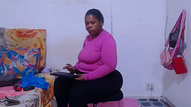 BigbootyNickyx online show from 03/05/26, 02:24