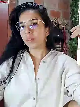 anngela01 online show from 01/29/25, 08:04