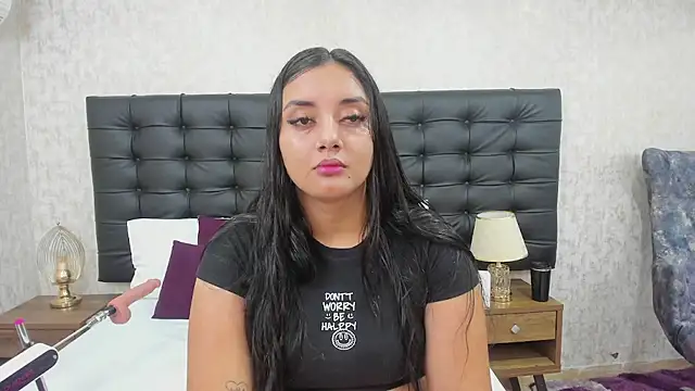 AmaliaDalton online show from 02/01/25, 11:10