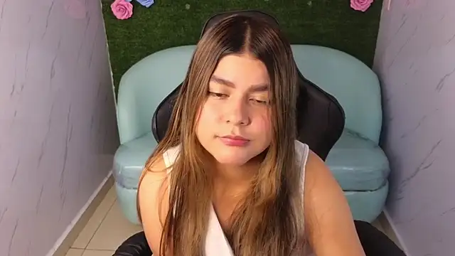 emmalee 01a online show from 02/28/25, 01:58