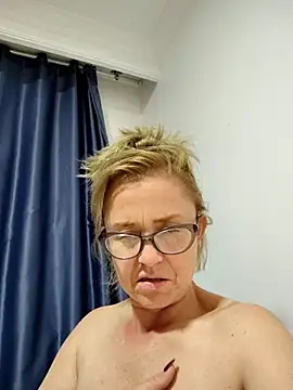 issa soto  online show from 03/08/26, 02:04