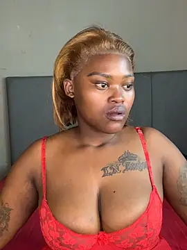 ThickPearlx23 online show from 07/20/26, 01:57