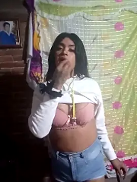 yovana13 online show from 11/16/25, 05:24