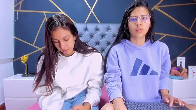 Luci And Sofi online show from 02/04/25, 01:59