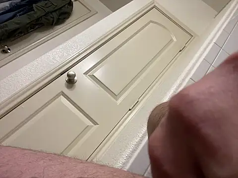 Snapshot of DuroMan25 chatting on 02/27/25, 08:20 DuroMan25 online show from 02/27/25, 08:20