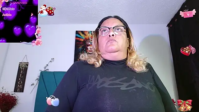 Snapshot of Dubraska1 chatting on 11/15/25, 07:54 Dubraska1 online show from 11/15/25, 07:54