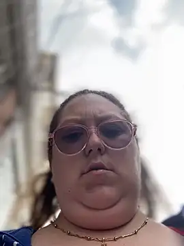 Chloee ep online show from 12/27/24, 07:24