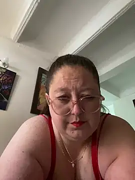 Chloee ep online show from 02/13/25, 09:06