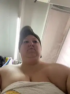 Chloee ep online show from 04/10/26, 12:32