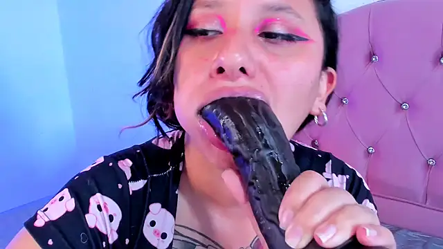 Mila nixon02 online show from 12/02/24, 06:43