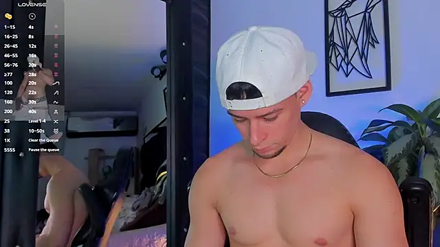 Snapshot of JadeSmiith_ chatting on 11/20/25, 10:20 JadeSmiith online show from 11/20/25, 10:20