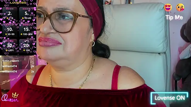 Gia Nahomi online show from 05/16/26, 12:07