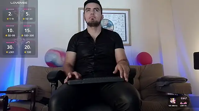 bradley colt online show from 11/08/25, 03:01