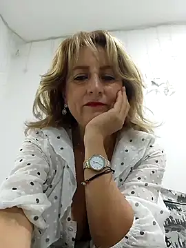 almaluna7 online show from 02/02/25, 01:45