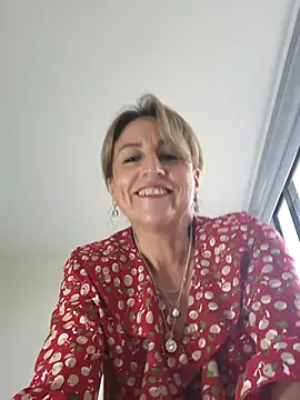 almaluna7 online show from 02/18/25, 08:03