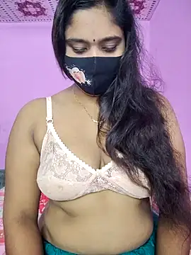 Hot Maleka online show from 10/04/25, 01:47