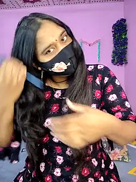 Hot Maleka online show from 11/25/25, 01:27