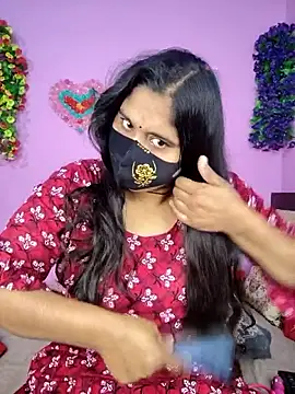 Hot Maleka online show from 12/18/25, 01:22