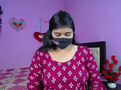 Hot Maleka online show from 02/19/26, 04:58